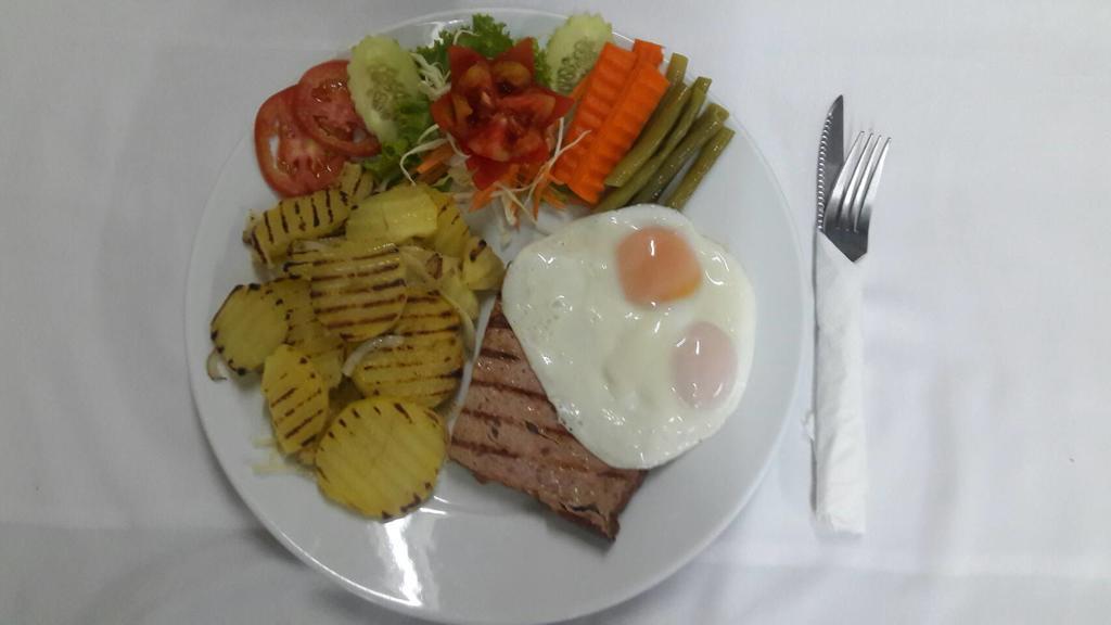 Piccolo Restaurant&Guest house Pattaya Esterno foto